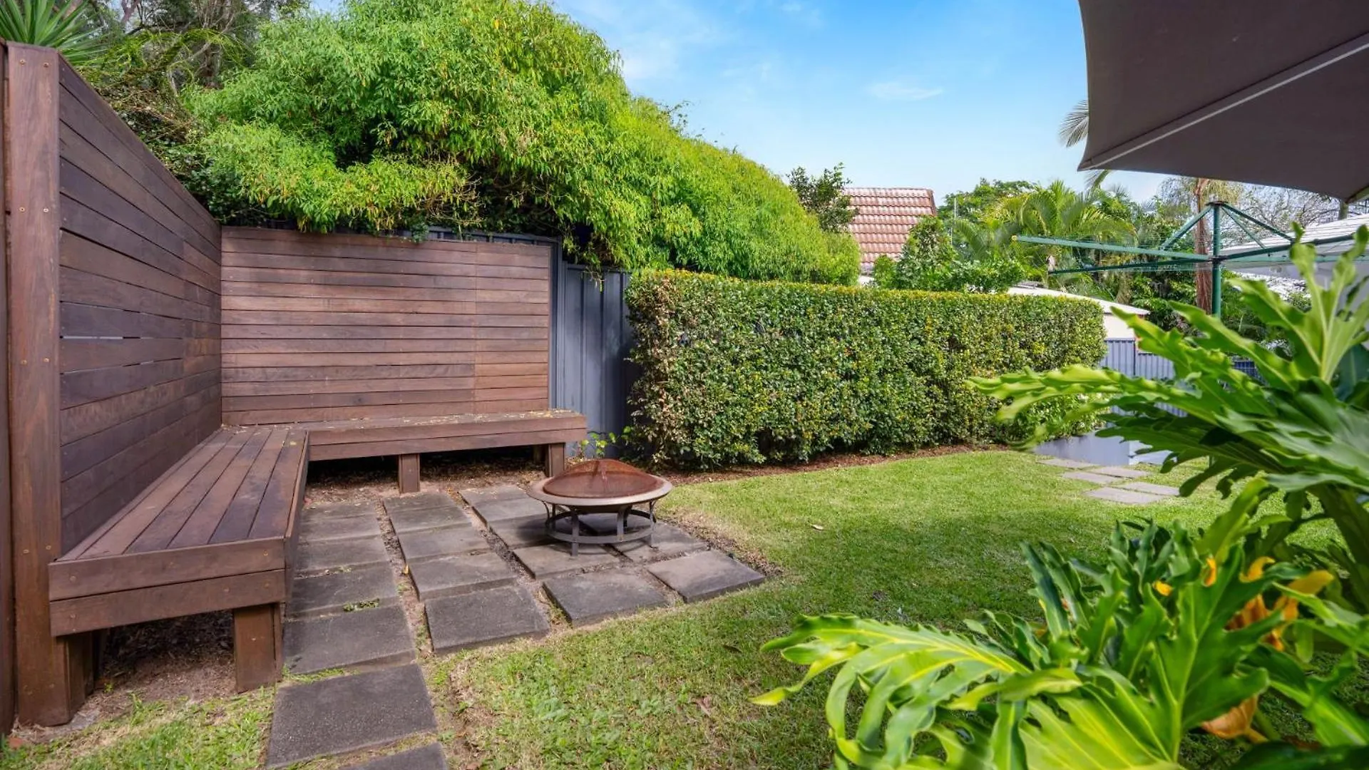 Vakantiehuis Seabreeze Escape - Rainbow Beach. Pool. Wifi. Aircon