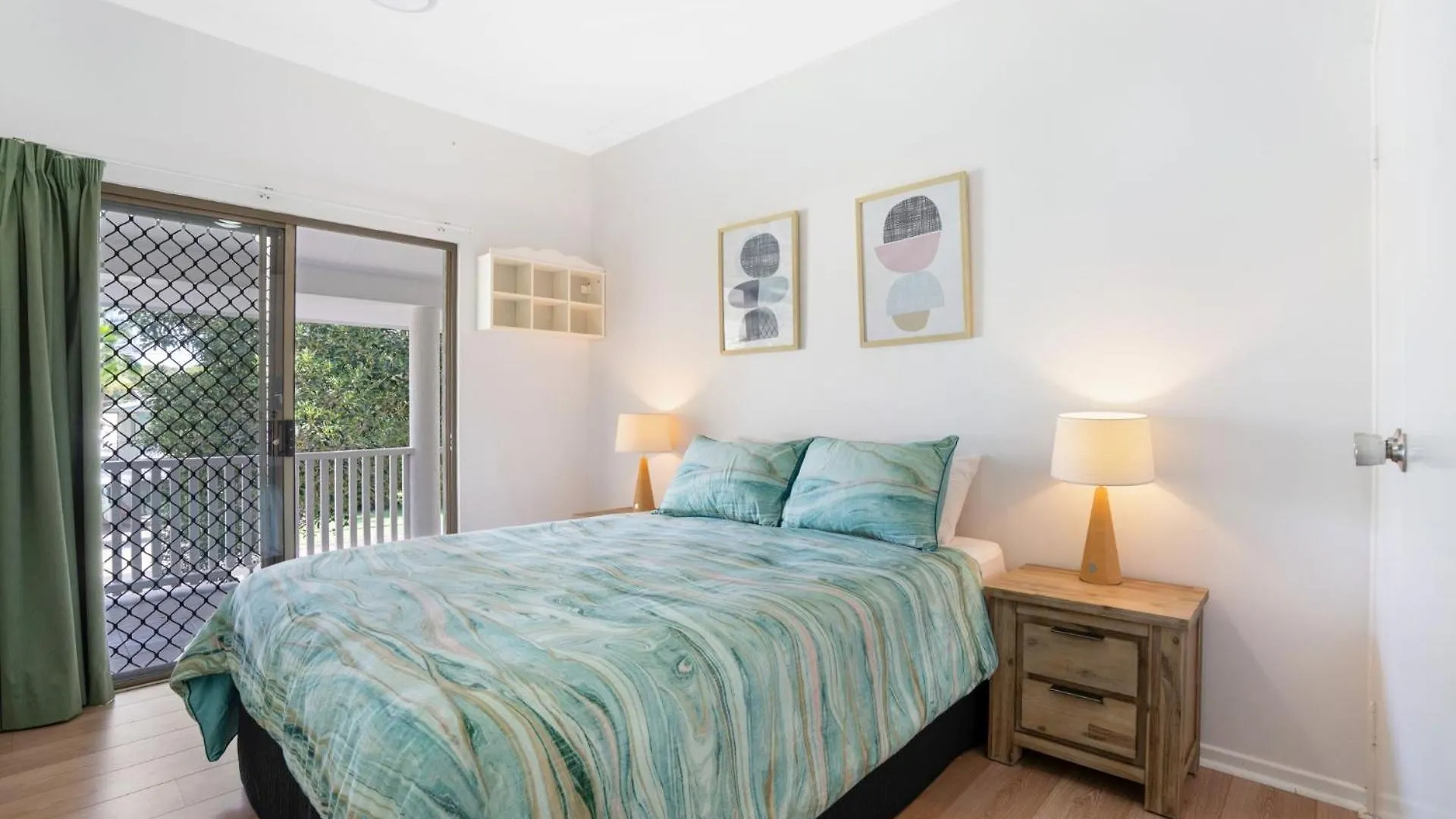 Seabreeze Escape - Rainbow Beach. Pool. Wifi. Aircon 0*,